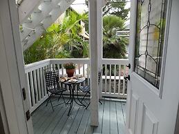 The Kenwood Inn