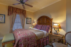 The Kenwood Inn