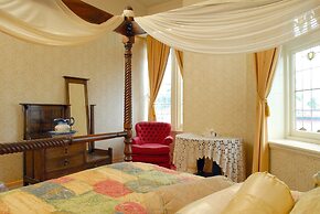 Mickey Bourke's Koroit Hotel