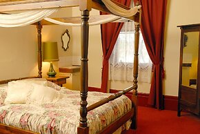 Mickey Bourke's Koroit Hotel