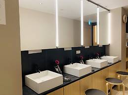 Cafe Minimal Hotel Our Our - Hostel