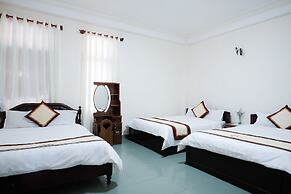 Bukchon Da Lat Hotel