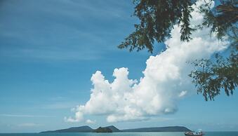 Scarlet Sails Resort