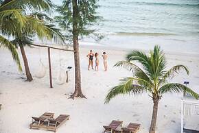 Scarlet Sails Resort