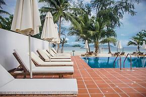 Scarlet Sails Resort