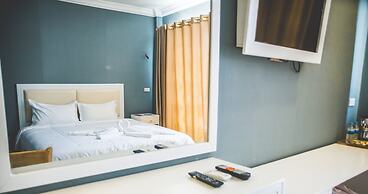 Scarlet Sails Resort