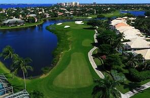 Modern Coastal Home & Award-winning Golf