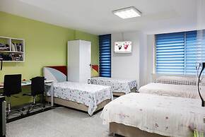 Campucity Kiz Ogrenci Yurdu Kadikoy