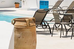 Ancient Thera Apartments