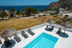 Ancient Thera Apartments