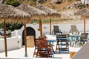 Ancient Thera Apartments