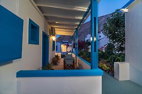 Ancient Thera Apartments