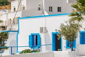 Ancient Thera Apartments