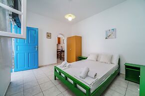 Ancient Thera Apartments