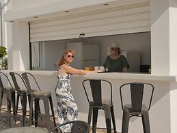 Ancient Thera Apartments