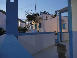 Ancient Thera Apartments