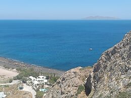 Ancient Thera Apartments