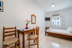 Ancient Thera Apartments