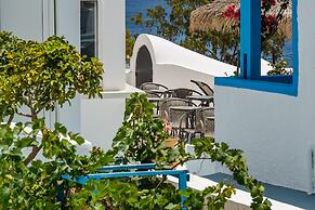 Ancient Thera Apartments