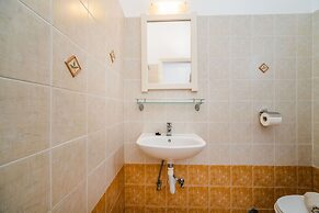 Ancient Thera Apartments