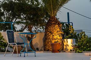 Ancient Thera Apartments