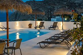 Ancient Thera Apartments