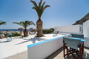 Ancient Thera Apartments