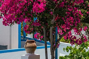 Ancient Thera Apartments