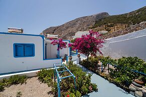 Ancient Thera Apartments