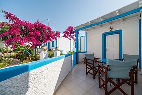 Ancient Thera Apartments