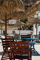 Ancient Thera Apartments