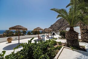 Ancient Thera Apartments