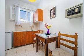 Ancient Thera Apartments