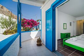 Ancient Thera Apartments