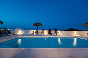 Ancient Thera Apartments