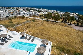 Ancient Thera Apartments