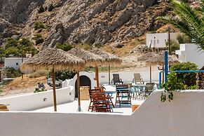 Ancient Thera Apartments