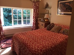 Bridge Cottage B & B