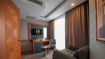 Four Seven Hotel
