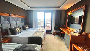 Four Seven Hotel