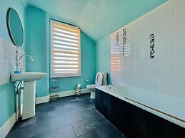 Edwards Cottage - Grove Road Cottages