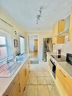 Edwards Cottage - Grove Road Cottages