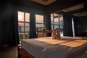 Faraway Suites - Hostel