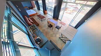 Faraway Suites - Hostel