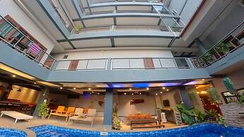 Faraway Suites - Hostel