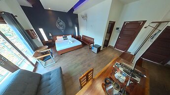Faraway Suites - Hostel