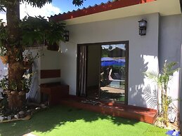 Faraway Suites - Hostel