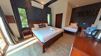 Faraway Suites - Hostel