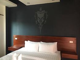 Faraway Suites - Hostel