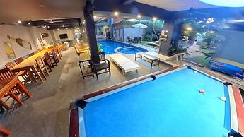 Faraway Suites - Hostel